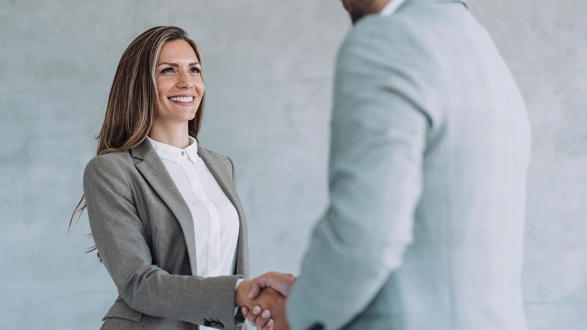 Четыре тысячи предпринимателей и самозанятых поддержали в Оренбуржье