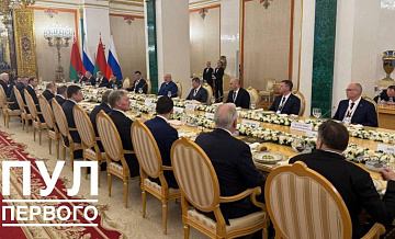 Переговоры Путина и Лукашенко начались в расширенном составе