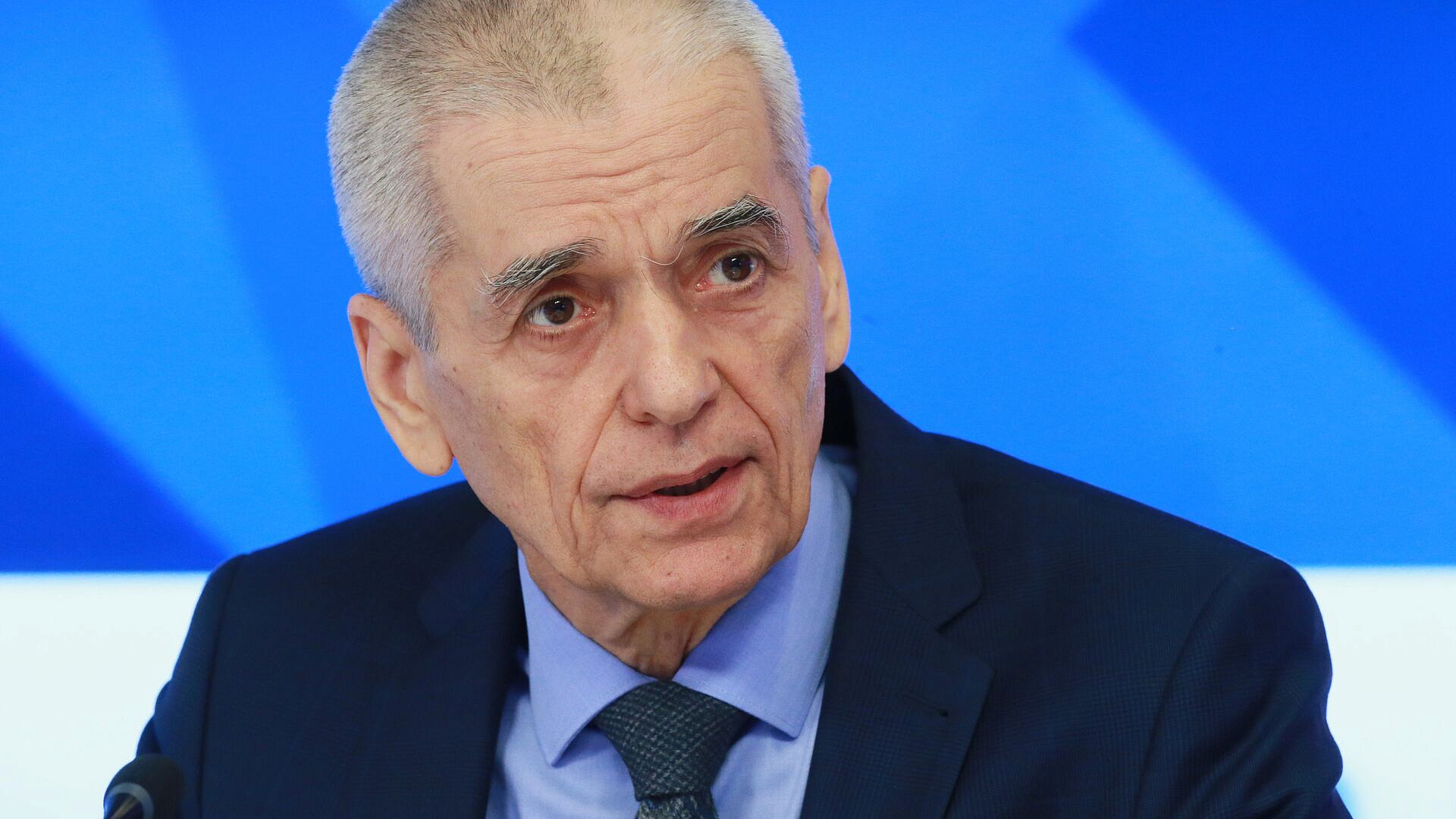 Онищенко предостерег родителей от соблюдения поста детьми