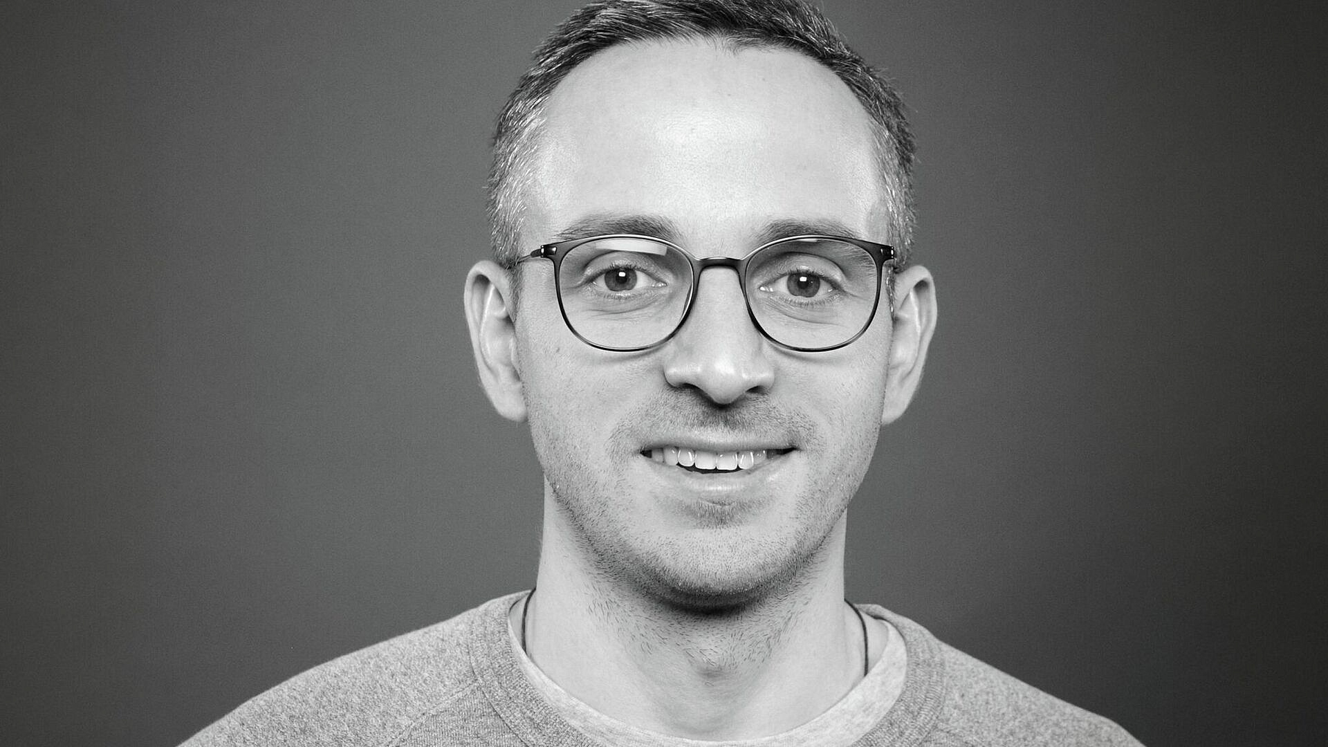 Приговор журналисту Колезеву* за фейки об армии признали законным