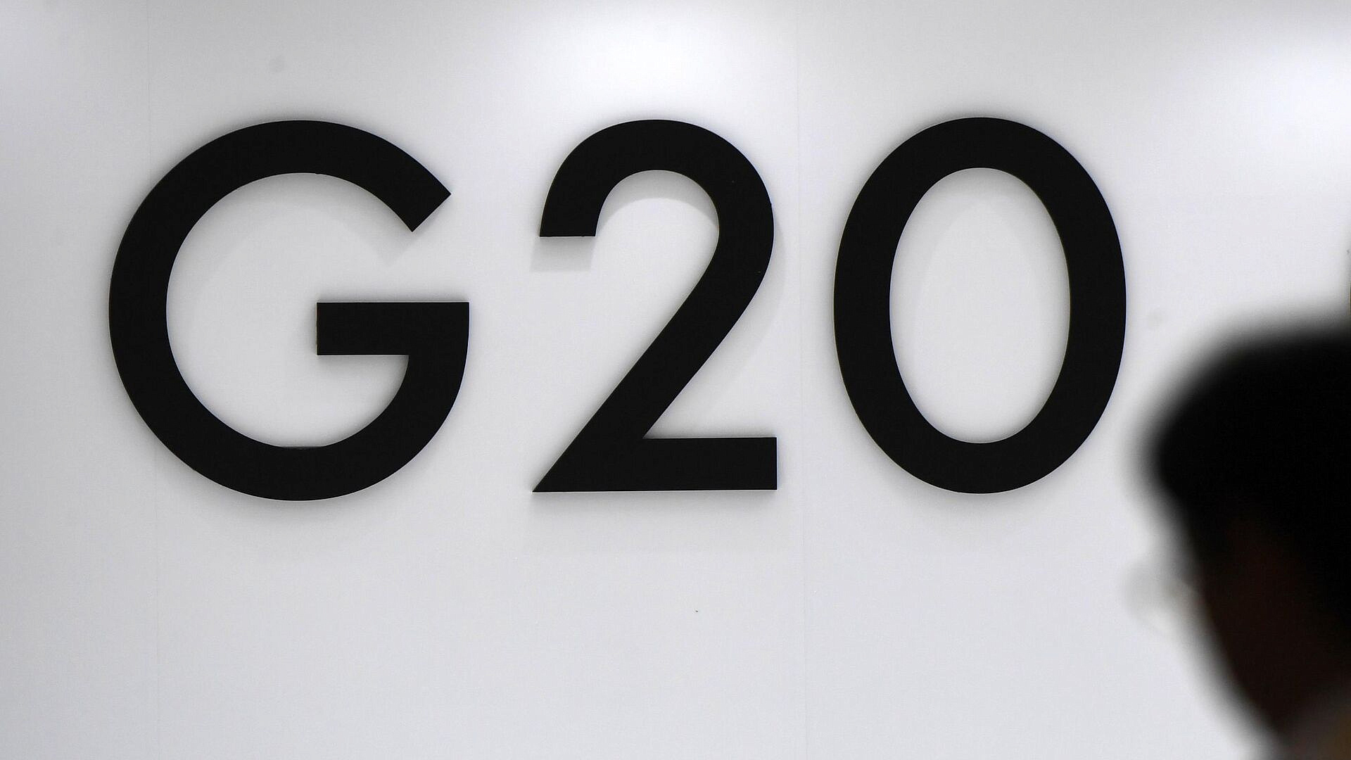   G20      ,  