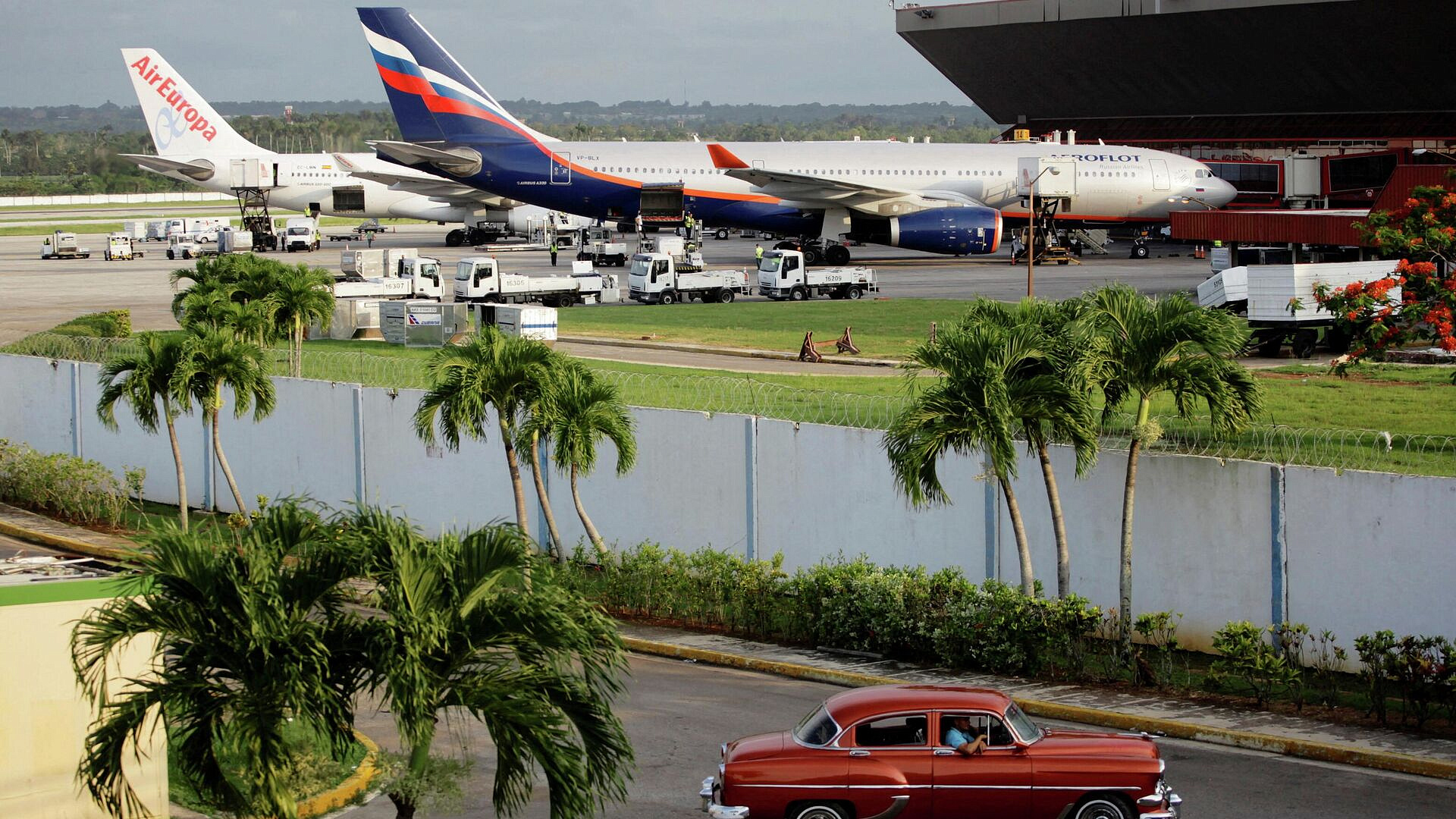 Минэкономразвития порекомендовало приостановить продажу туров на Кубу