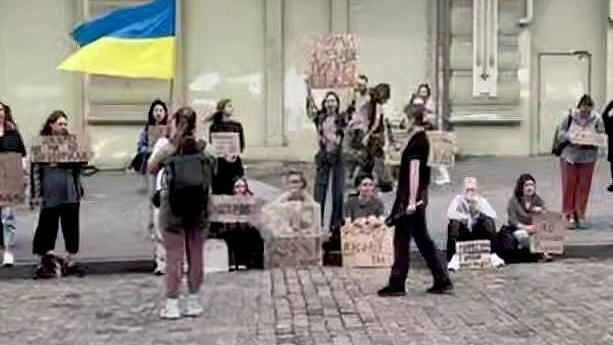 В Одессе возобновились акции протеста против отставки Федорова