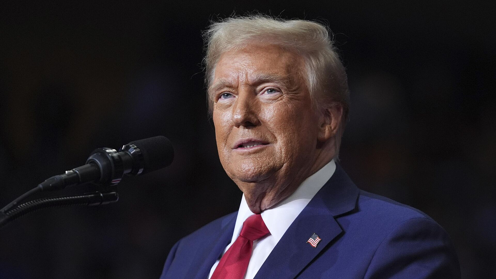 Трамп назвал Великобританию нищей страной