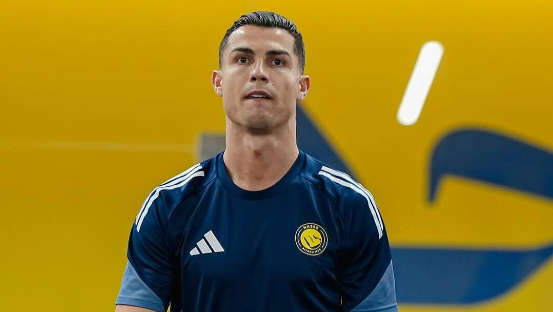 "Аль-Наср" выложил фото Роналду с тренировки на фоне новостей о его отъезде