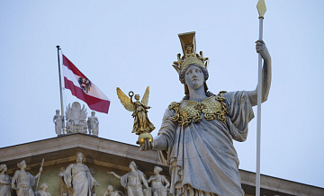 Австрия изучает приглашение США присоединиться к Совету мира, пишут СМИ