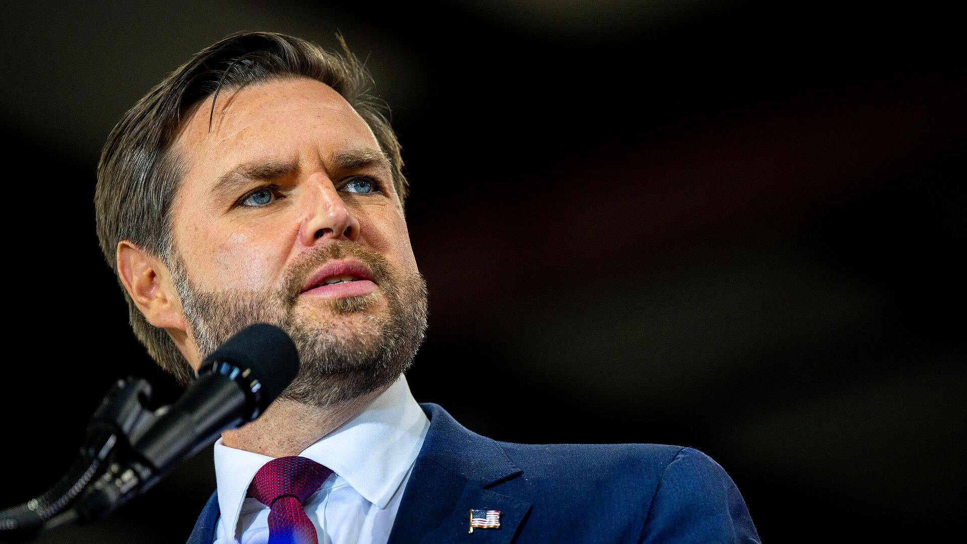 Вэнс объяснил путаницу в вопросе Ирана