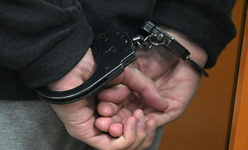 Суд в Кузбассе арестовал обвиняемого в убийстве супругов в Прокопьевске