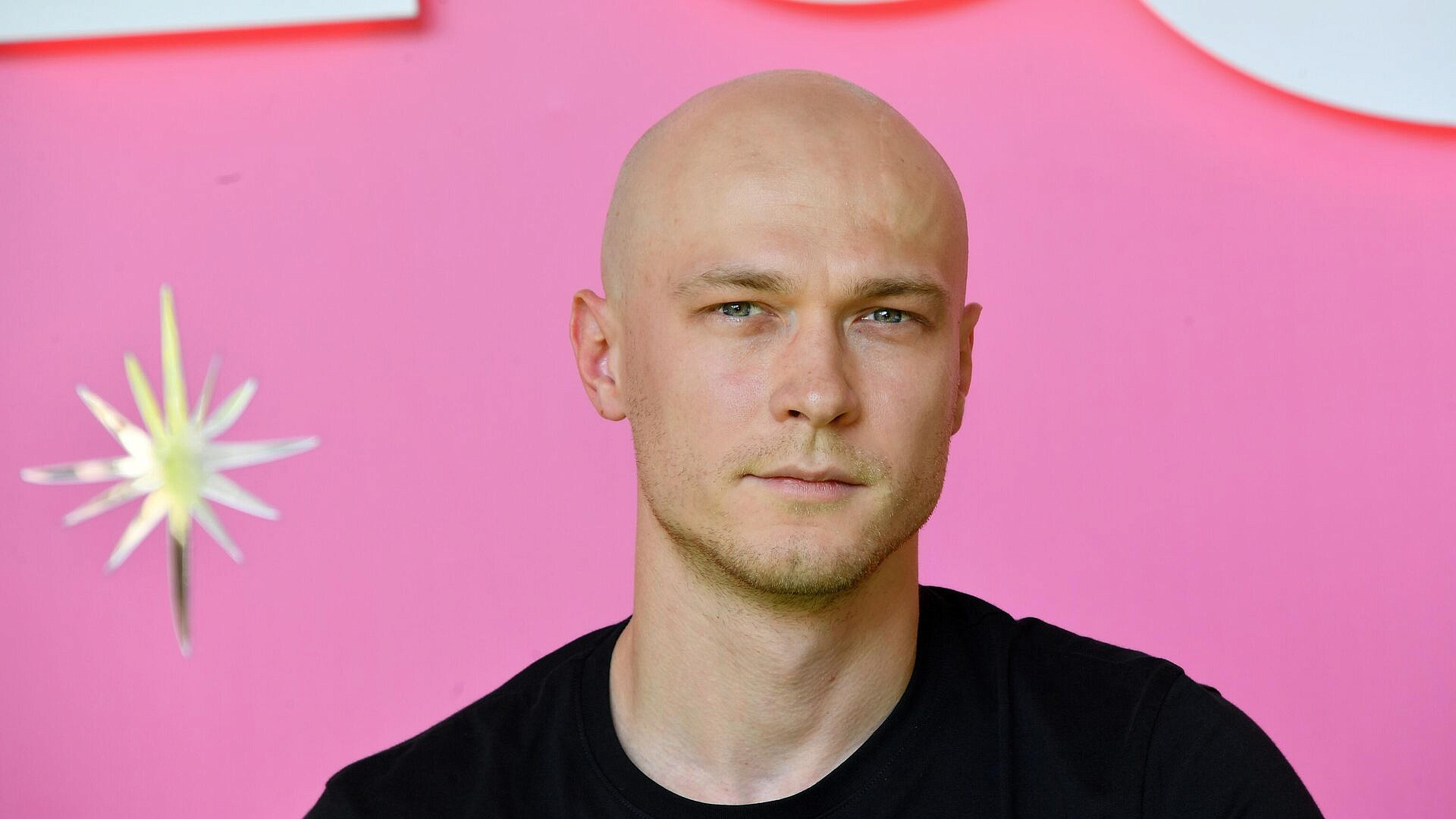 Режиссер Хотиненко назвал номинацию Борисова на Оскар заслуженной