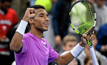 Оже-Альяссим выиграл теннисный турнир в Монпелье