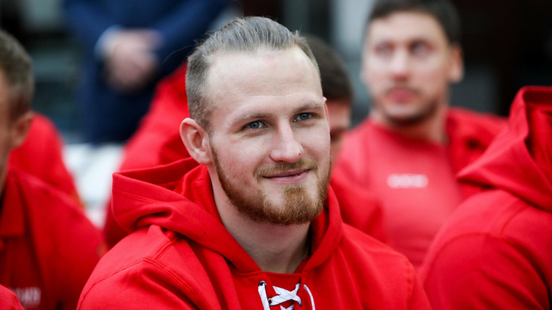 Приставы объявили в розыск имущество хоккеиста Ивана Телегина