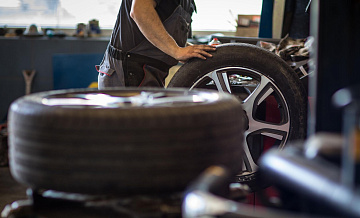 Синоптик рассказал, когда москвичи могут сменить зимнюю резину на летнюю