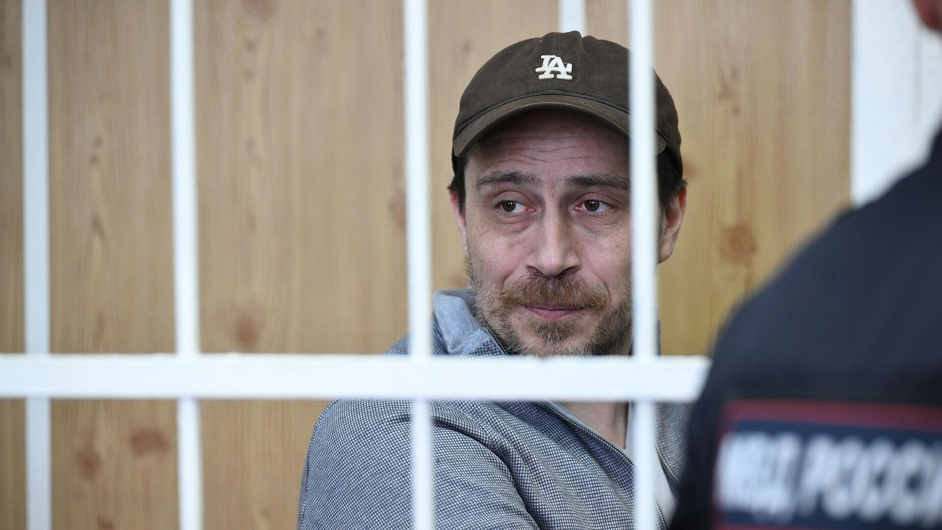 Основатель ChronoPay оспаривает в суде выговор за дневной сон в СИЗО