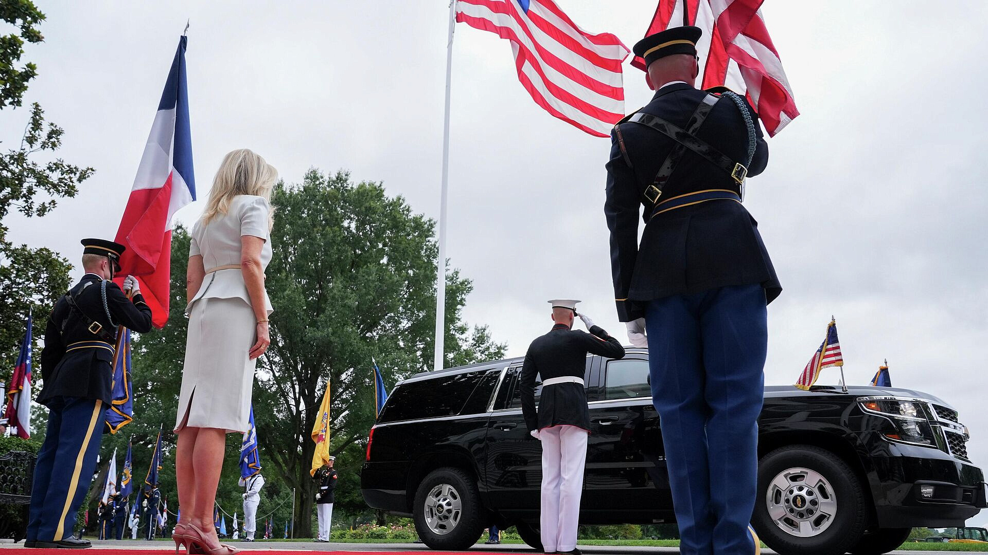 Украинская делегация прибыла на переговоры в Белый дом