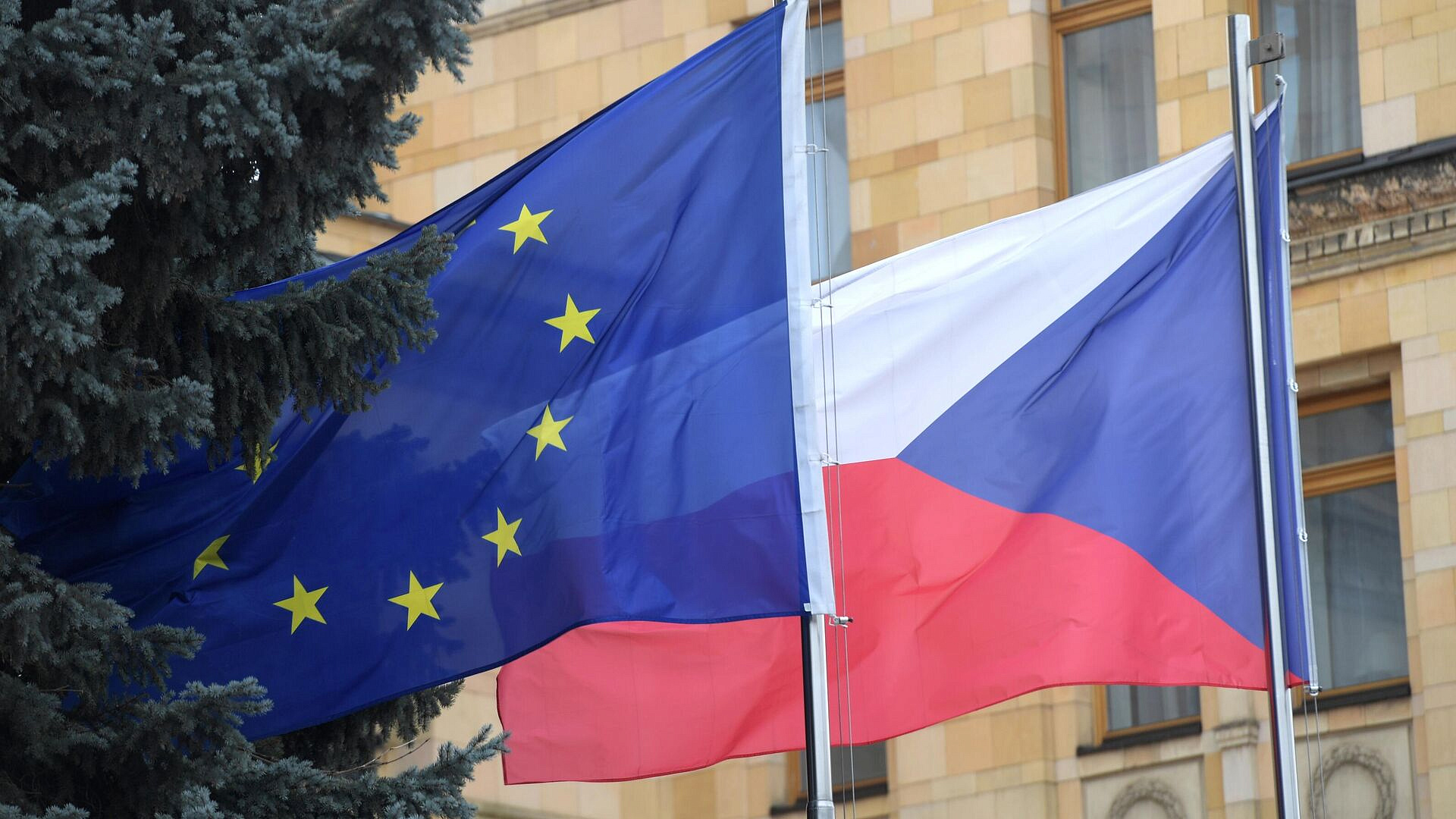 В Чехии заявили, что Украину нужно как можно скорее интегрировать в НАТО