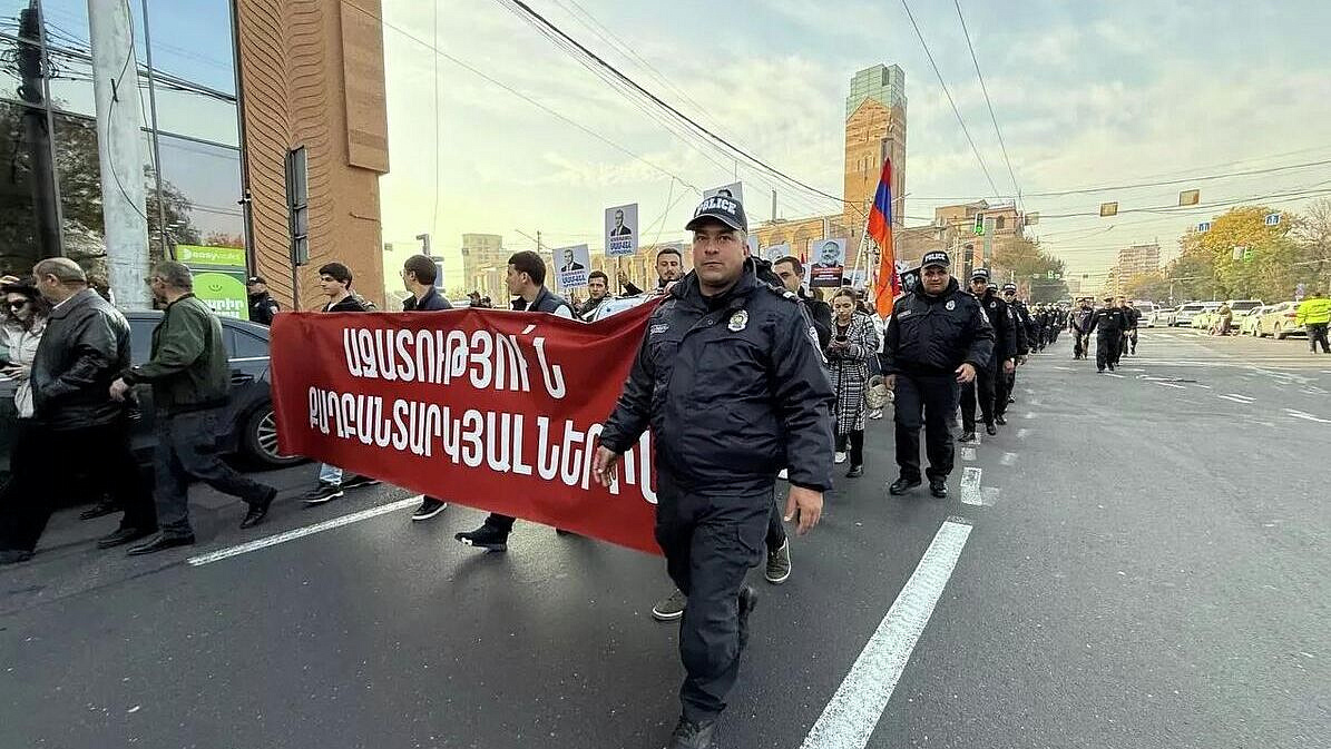 � ������� ��������� ����� � ��������� ���������������� ����� �� ������ ����