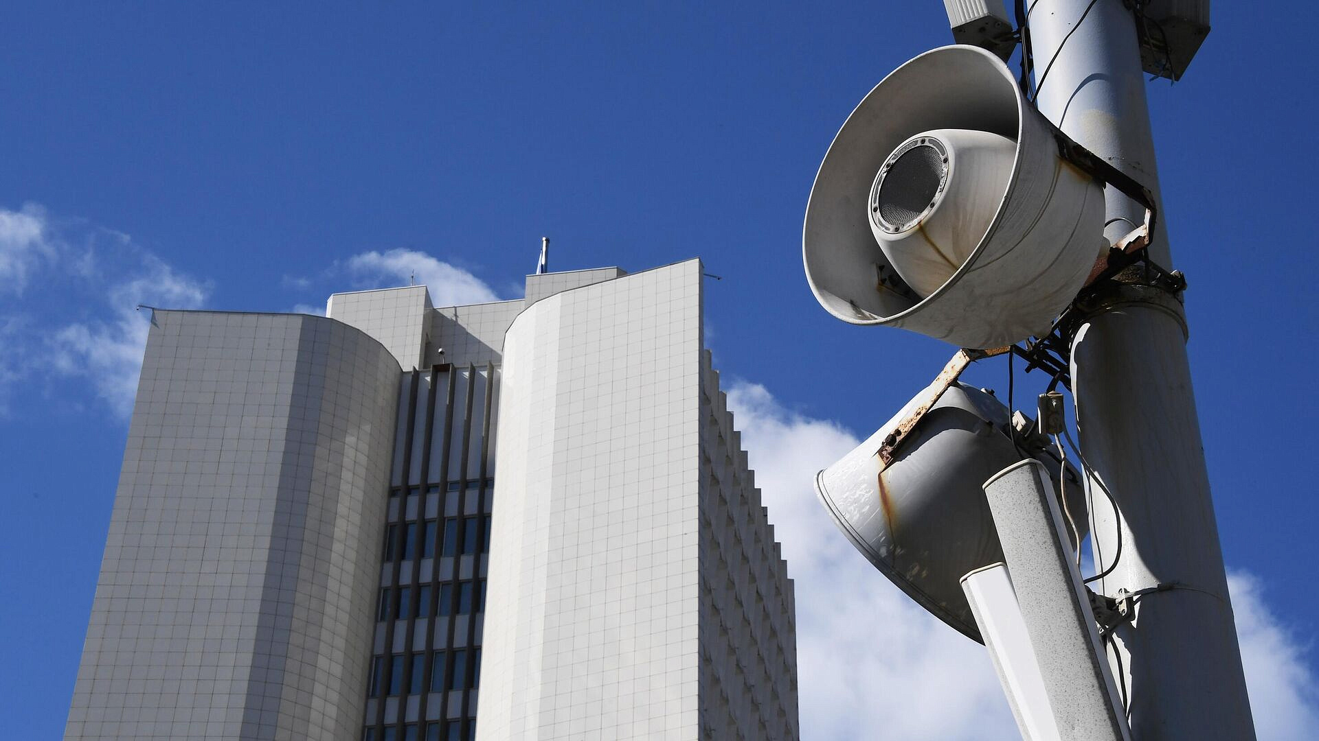 В Сочи включили сирены оповещения из-за угрозы БПЛА