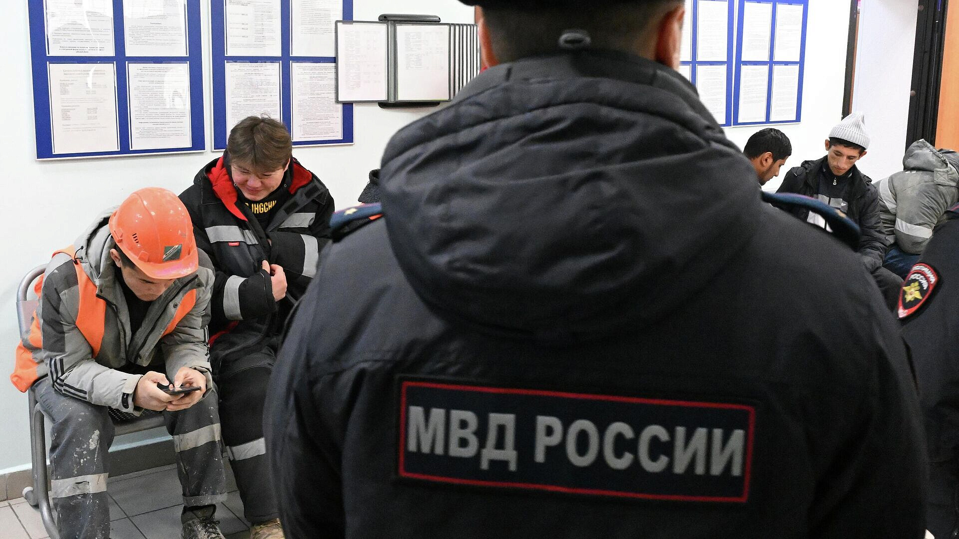 В Подмосковье выдворят более 4,3 тысячи мигрантов