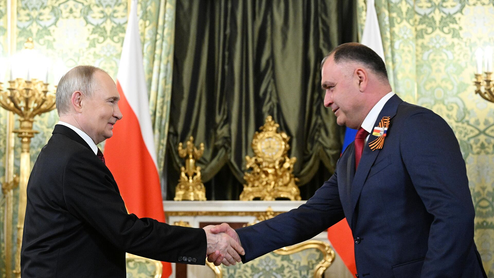 ������ �������� ���������� � ����������� ����� ������