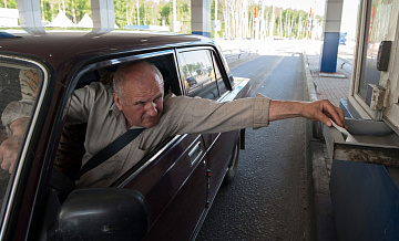 Мишустин призвал не снижать темп работ по платным дорогам