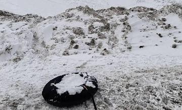 Уголовное дело возбудили по факту гибели детей при сходе снега на Урале