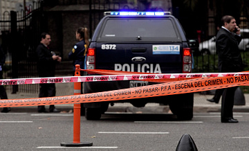 В Аргентине ученик открыл стрельбу в школе, погиб ребенок