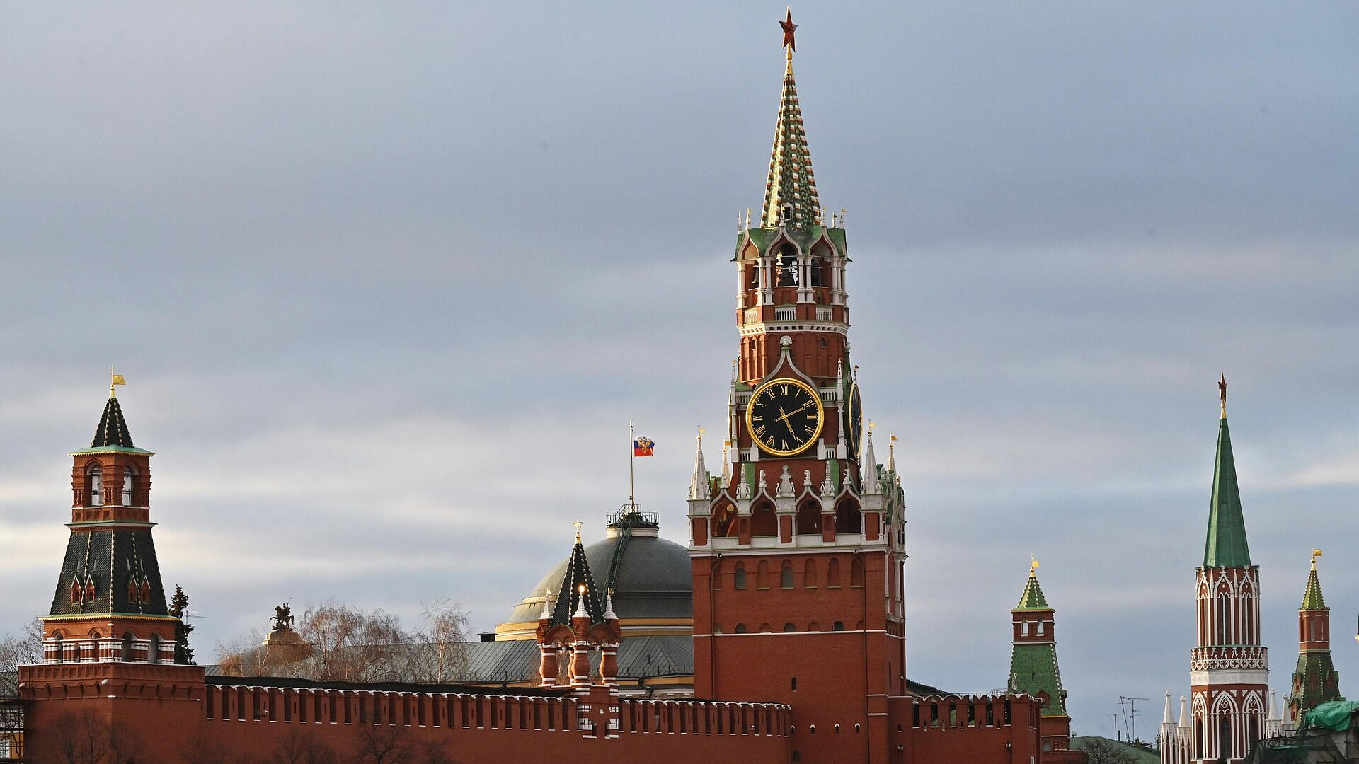 В Кремле призвали решать первопричины конфликта на Украине