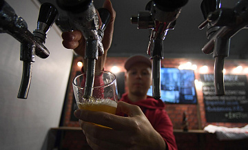 Путин подписал закон по борьбе с "наливайками"