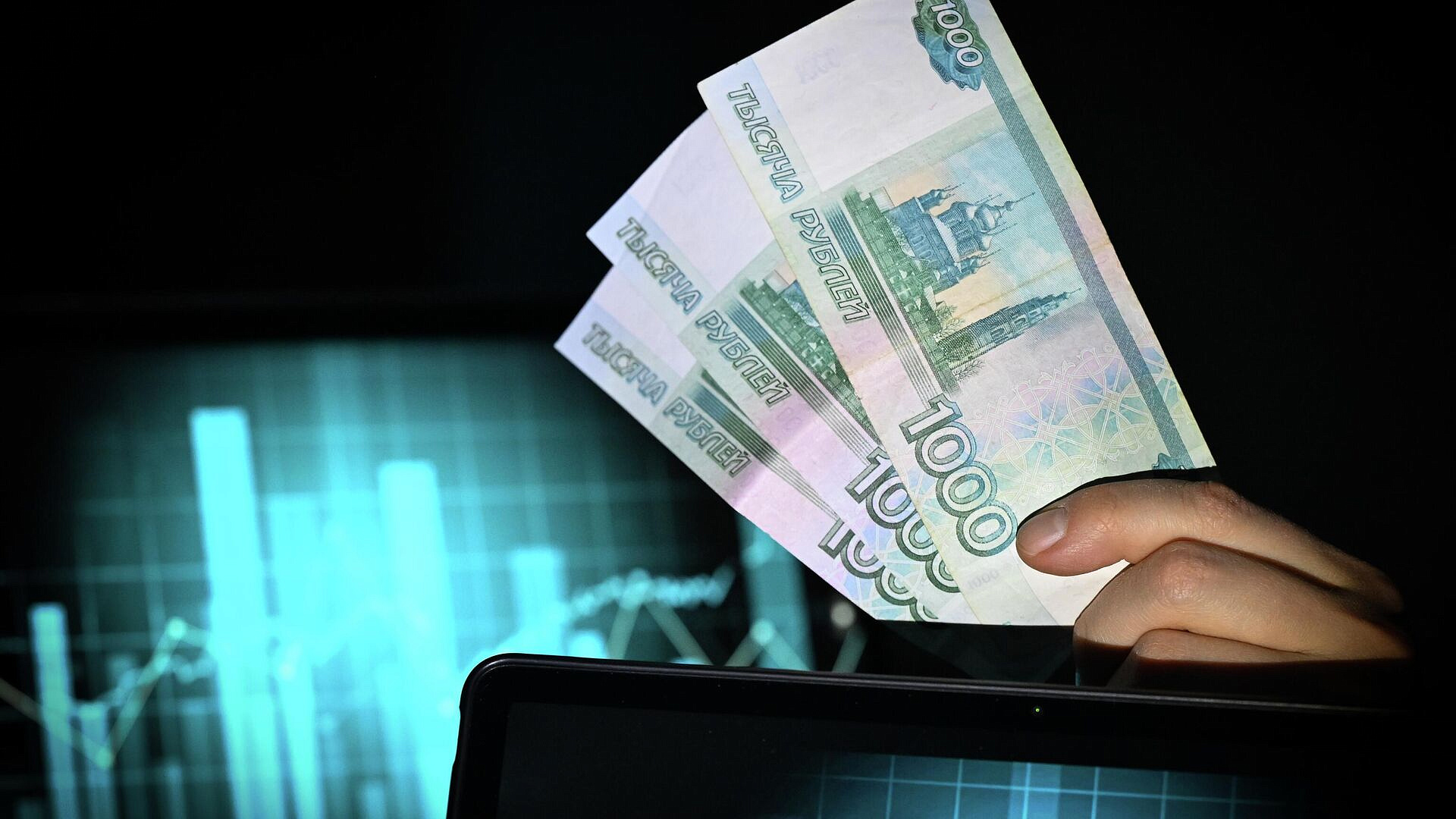 Безработица в России в марте составила 2,2 процента, сообщил Росстат