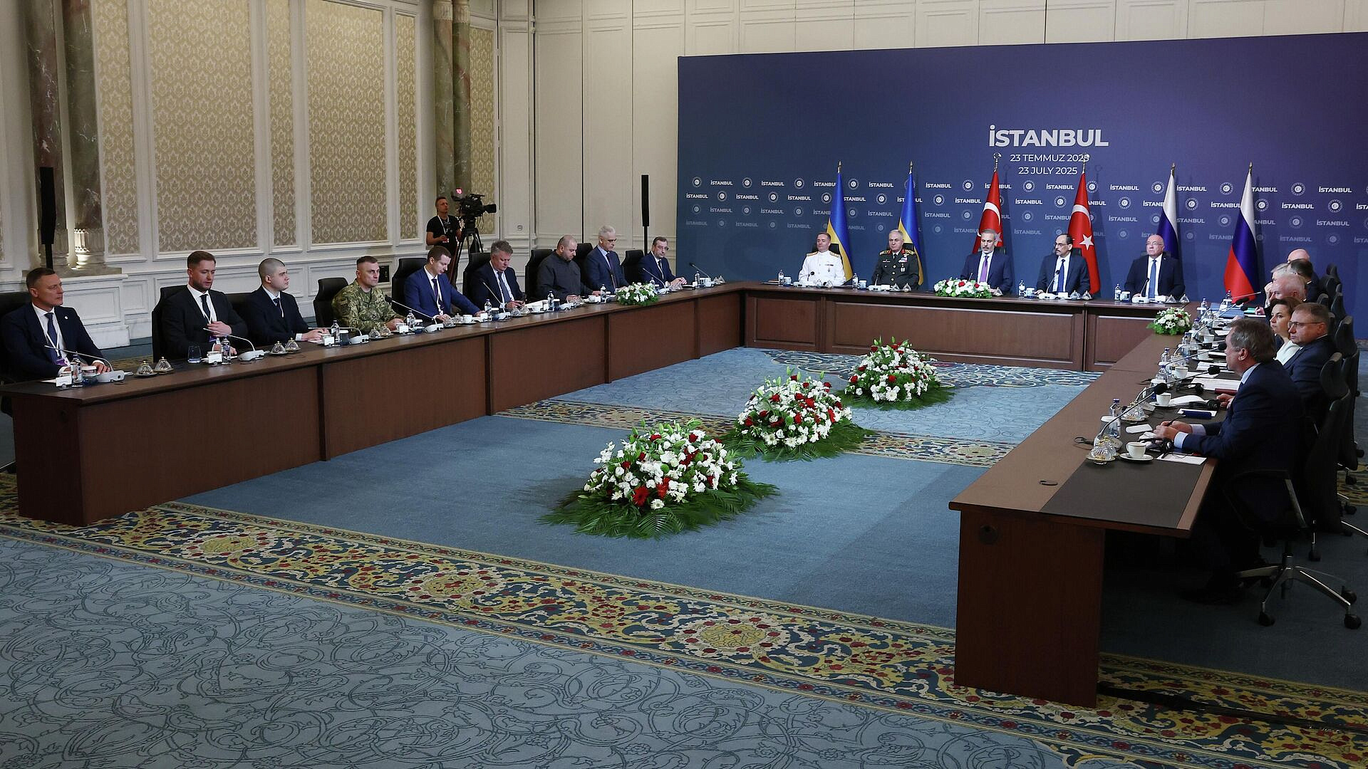 Турция предложила посредничество в новом раунде переговоров по Украине