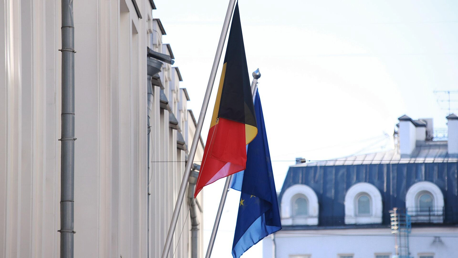 ������� ���������� ������� ���������� � ����������� ������ � �������