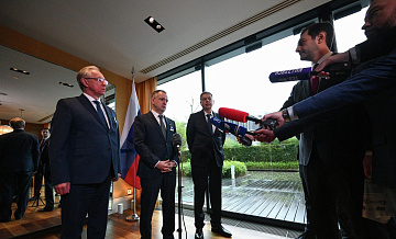 Карасин оценил желание членов переговоров в Женеве не озвучивать их детали