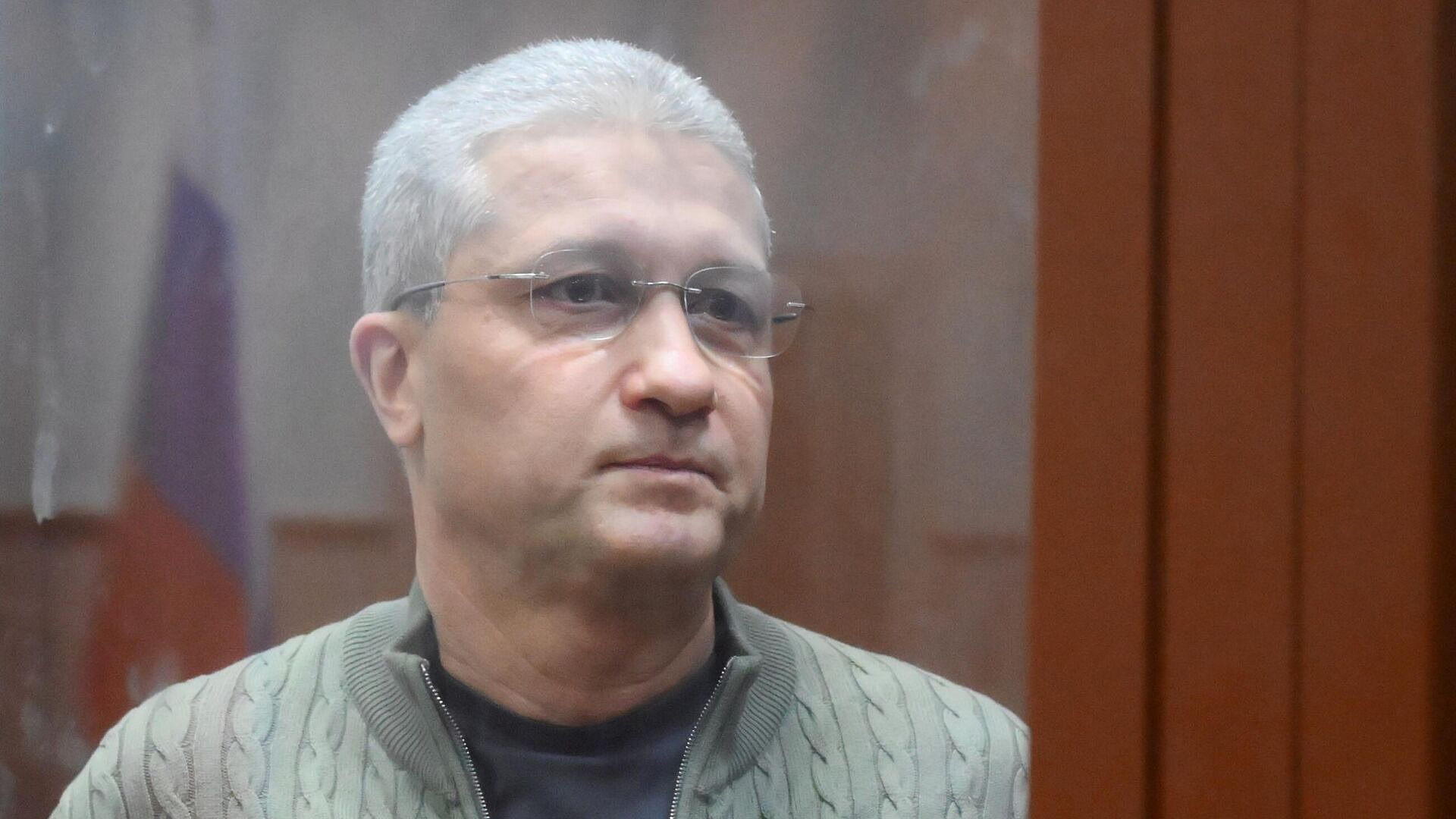 Суд обозначил Тимуру Иванову крайний срок ознакомления с делом