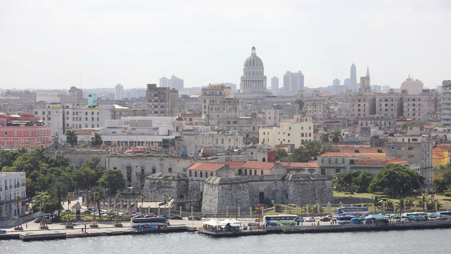 Куба готова сотрудничать с США по инциденту с катером, заявил постпред