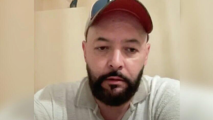 Журналиста Кузнеца заочно приговорили к 2,5 годам