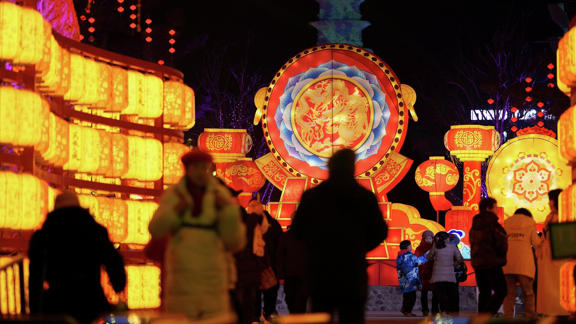 Глава Приамурья поздравил друзей из Китая с Новым годом