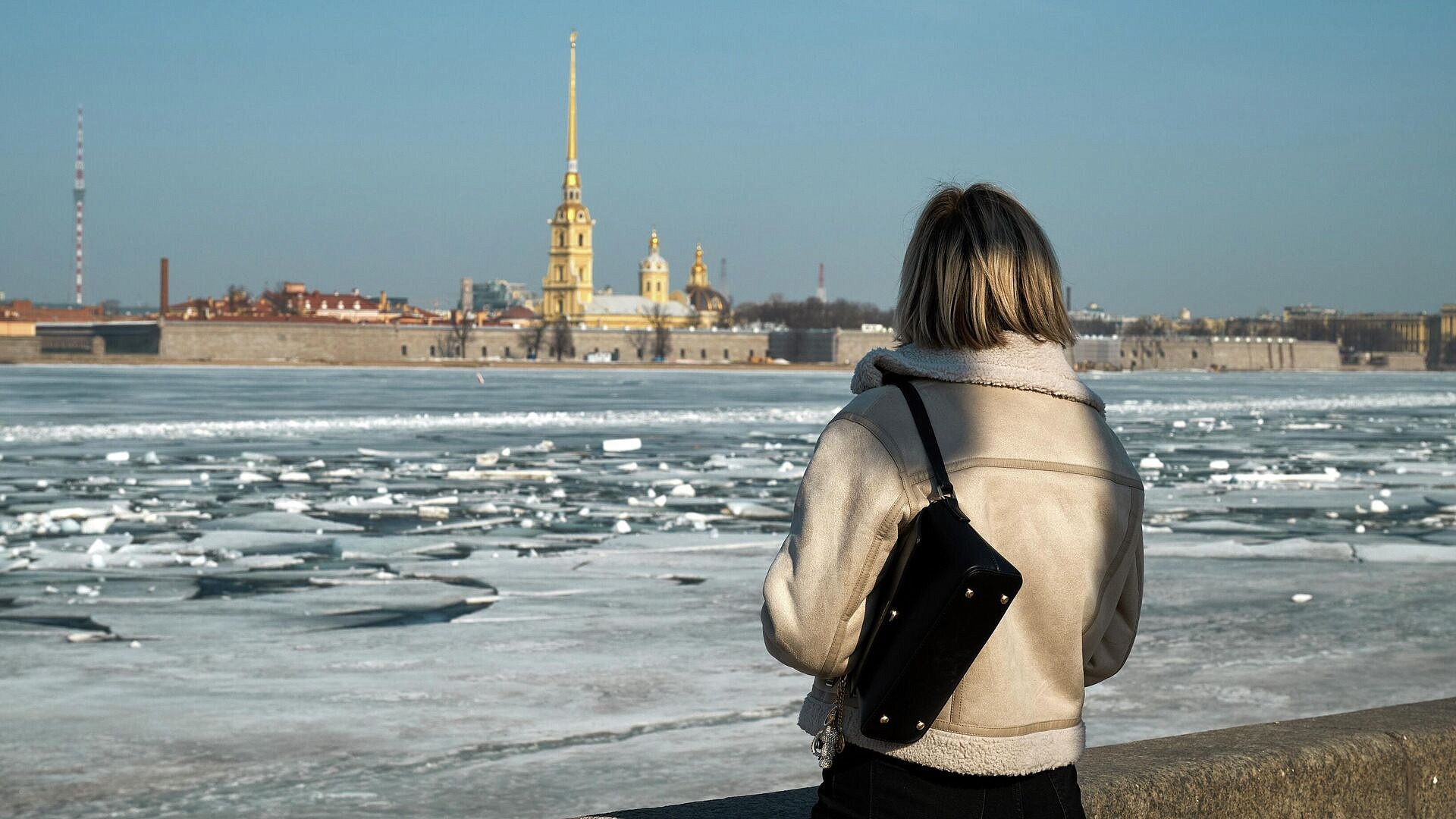 Более чем вековой температурный рекорд побили в Петербурге