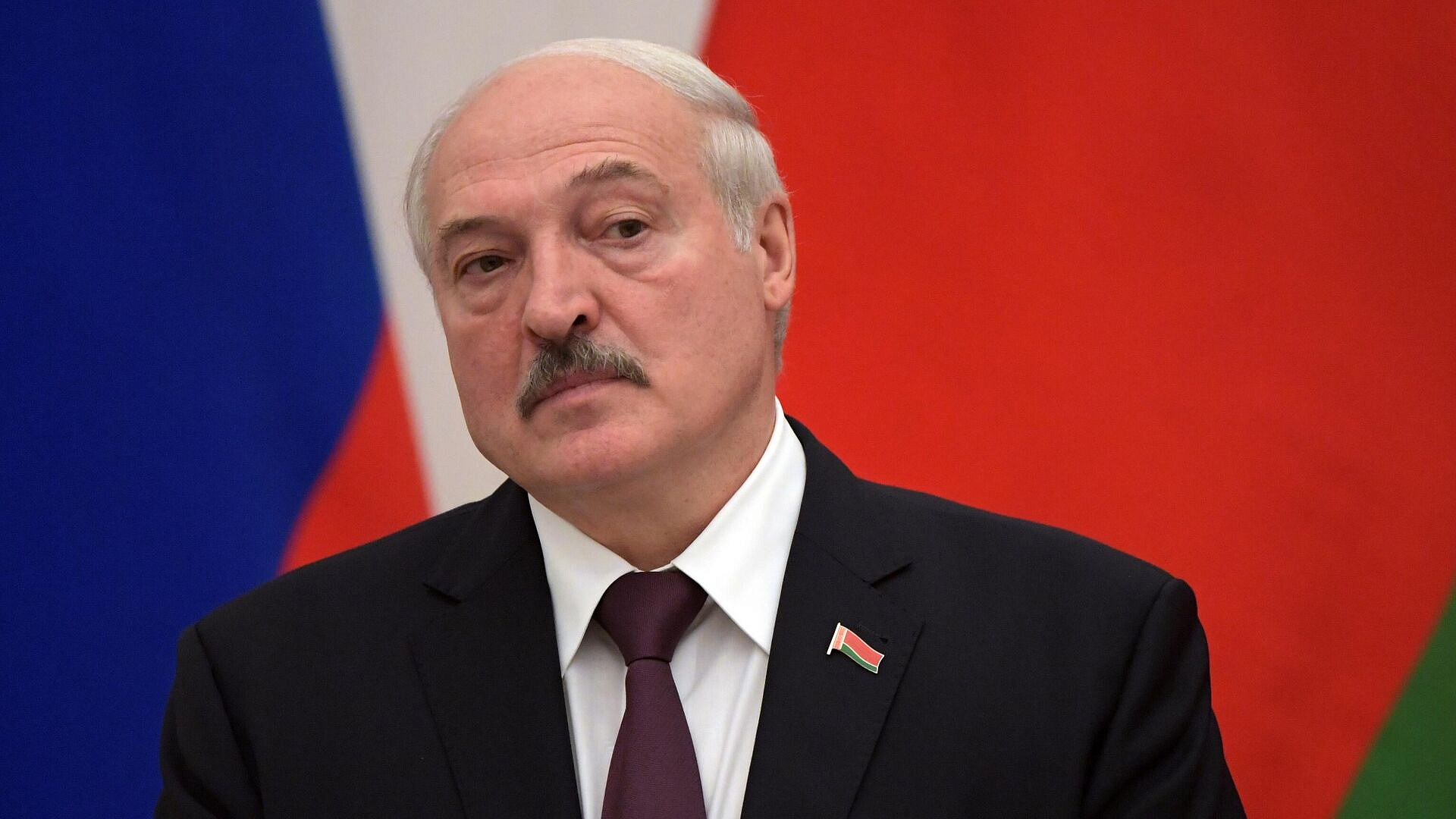 Россия и Белоруссия идут своим путем, заявил Лукашенко