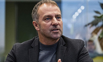 Тренер Флик продлит контракт с "Барселоной" до 2028 года