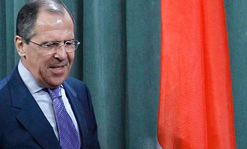 Лавров пошутил, что ему обидно, что его считают "добряком"