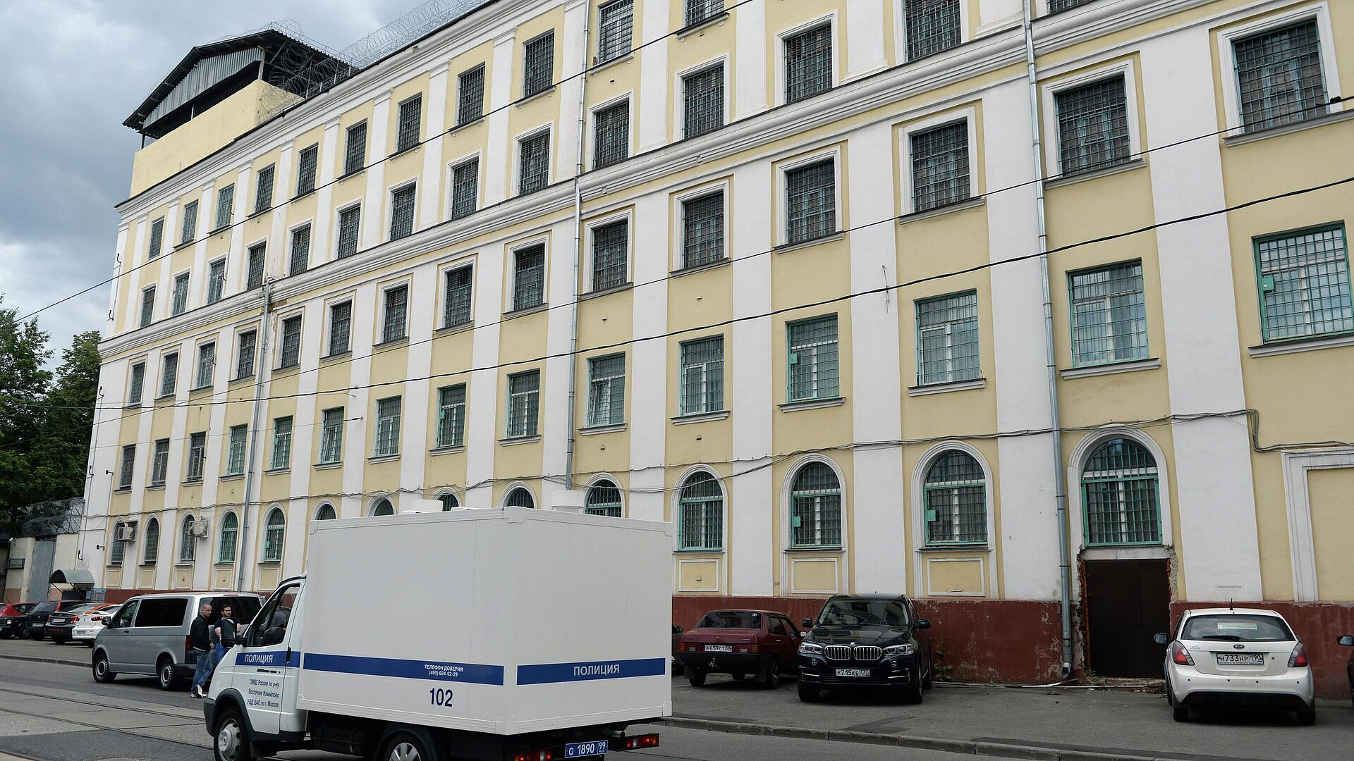 Правозащитники предложили разрешить арестованным спать днем в СИЗО