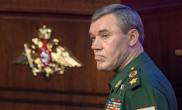 Группировка "Запад" ведет активное наступление в зоне СВО, заявил Герасимов