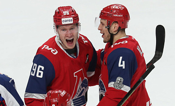 "Локомотив" обыграл "Ладу" в матче КХЛ