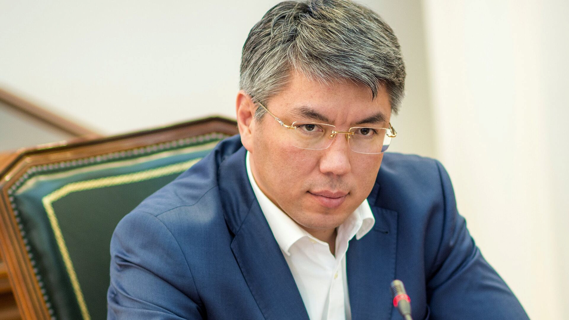 Цыденов назвал ситуацию с экс-зампреда правительства Бурятии болезненной