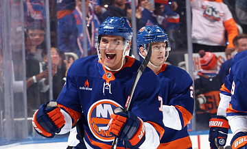 "Айлендерс" обыграл "Вегас" в матче НХЛ