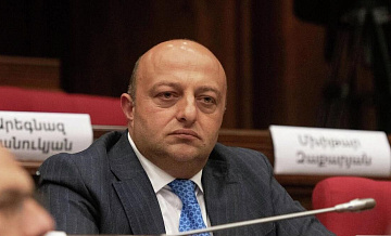 Соратника армянского архиепископа Баграта перевели под домашний арест