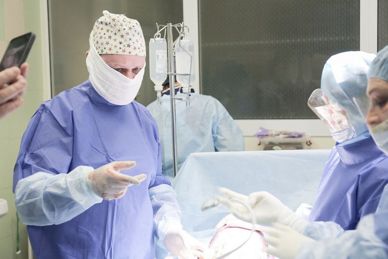 "Спасли маму, малыша, матку". Россия получает патент на уникальную операцию