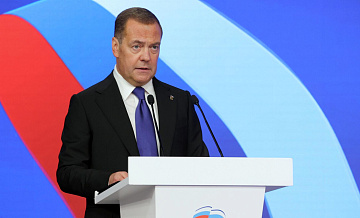 Медведев назвал НАТО инструментом управления миром