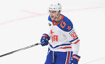 Форвард "Авангарда" Волков выбыл до марта из-за травмы