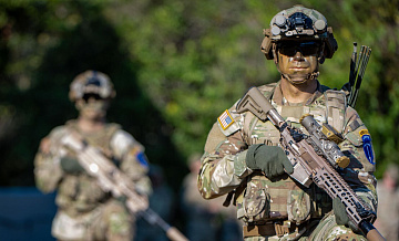 СМИ раскрыли, что военные из США сделали с попавшими на их базу россиянками